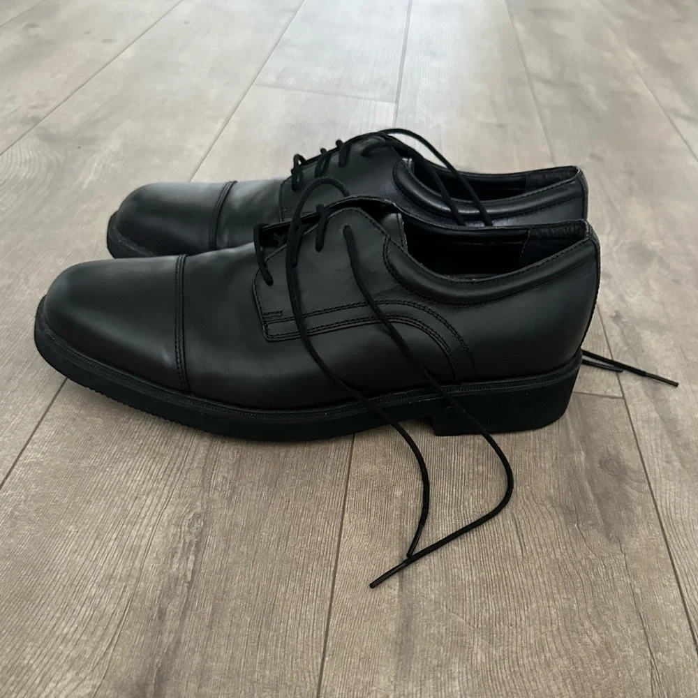 Rockport Waterproof Black Leather Dress Shoes Men’s Size 9W EUC